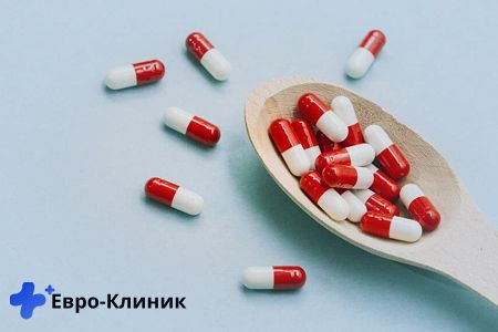 Ложка полная пилюль